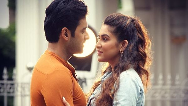 অঙ্কুশ ও ঐন্দ্রিলা অঙ্কুশ ও ঐন্দ্রিলা