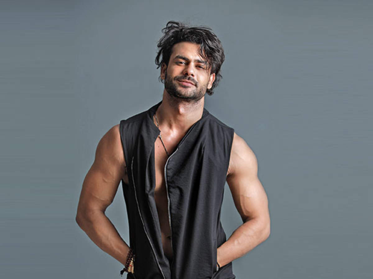 Вишал адитья сингх. Вишал Адитья. Адитья Сингх. Vishal Aditya Singh. Вишал Вашишта.