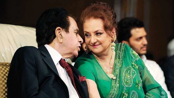 হাসপাতালে ভর্তি অভিনেতা দিলীপ কুমার হাসপাতালে ভর্তি অভিনেতা দিলীপ কুমার