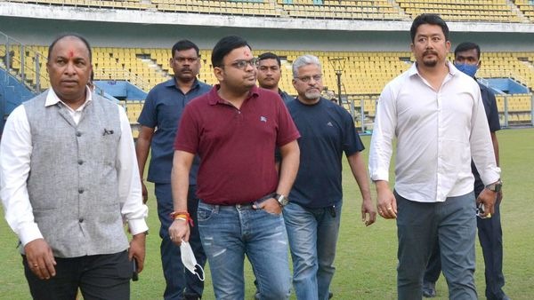 বিসিসিআই সচিব জয় শাহ (মাঝে)। ছবি- পিটিআই (PTI) বিসিসিআই সচিব জয় শাহ (মাঝে)। ছবি- পিটিআই (PTI)