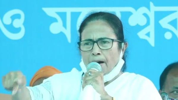 সরকারি কমিটিতে প্রাক্তন মন্ত্রীদের ঠাঁই দেওয়ার সিদ্ধান্ত মমতার (ছবি স্ক্রিন শর্ট) সরকারি কমিটিতে প্রাক্তন মন্ত্রীদের ঠাঁই দেওয়ার সিদ্ধান্ত মমতার (ছবি স্ক্রিন শর্ট)