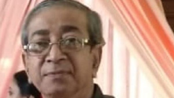 প্রয়াত সুভাষ চট্টোপাধ্যায় (ফাইল ছবি) প্রয়াত সুভাষ চট্টোপাধ্যায় (ফাইল ছবি)