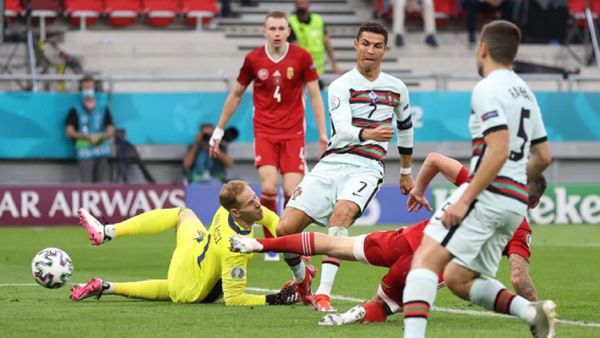 Portugal vs Hungary: জোড়া গোলে জ্বলে উঠলেন রোনাল্ডো, ইউরোয় দুরন্ত জয়  পর্তুগালের - live update of portugal vs hungary euro cup 2020 group f  match, Bangla News