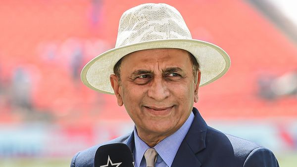 সুনীল গাভাসকর। ছবি: পিটিআই (PTI) সুনীল গাভাসকর। ছবি: পিটিআই (PTI)