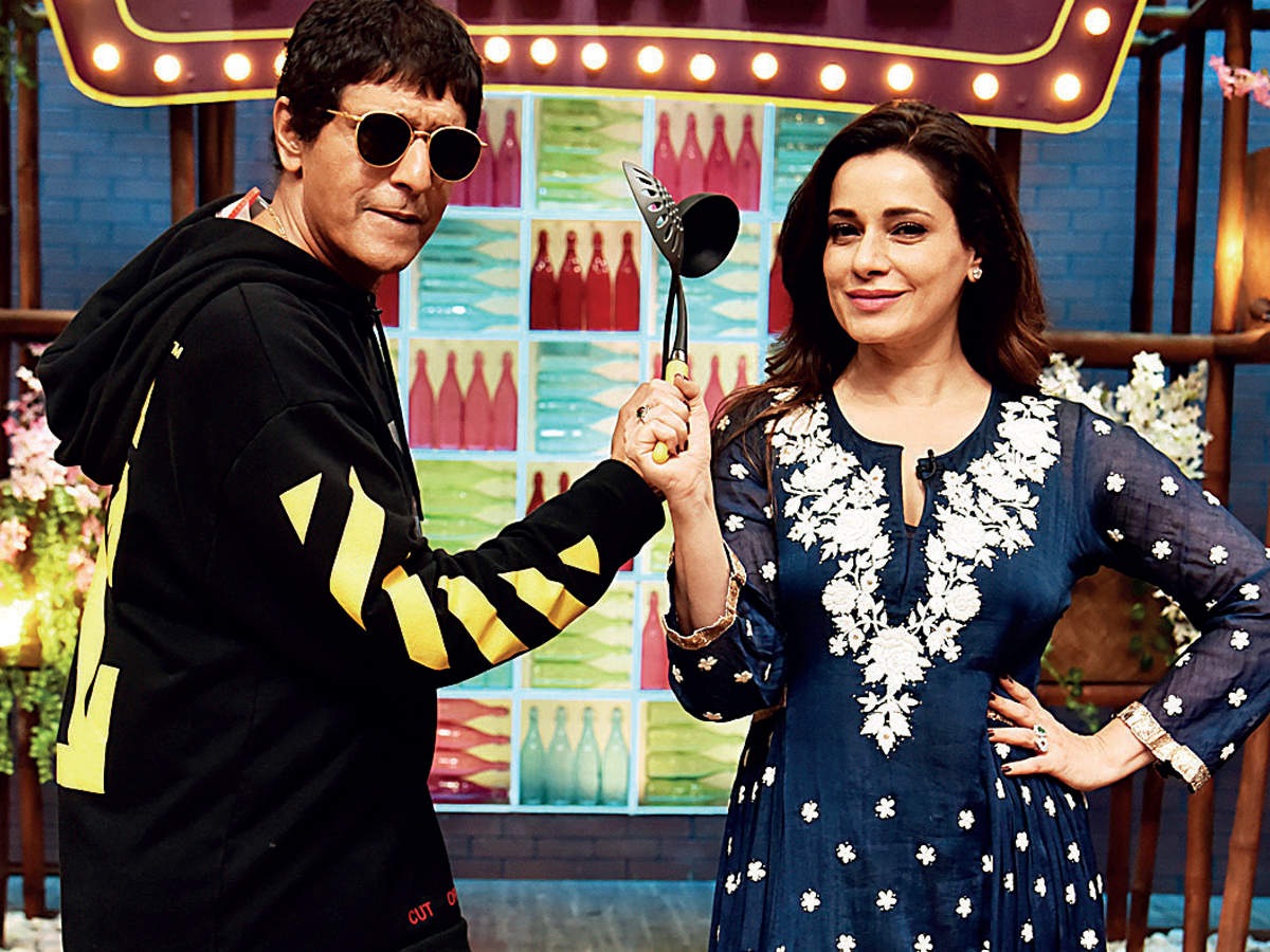 বন্ধুত্বের ডোর আজও অটুট বন্ধুত্বের ডোর আজও অটুট