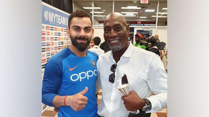 বিরাট কোহলির সঙ্গে ভিভ রিচার্ডস (ছবি:ইনস্টাগ্রাম) বিরাট কোহলির সঙ্গে ভিভ রিচার্ডস (ছবি:ইনস্টাগ্রাম)