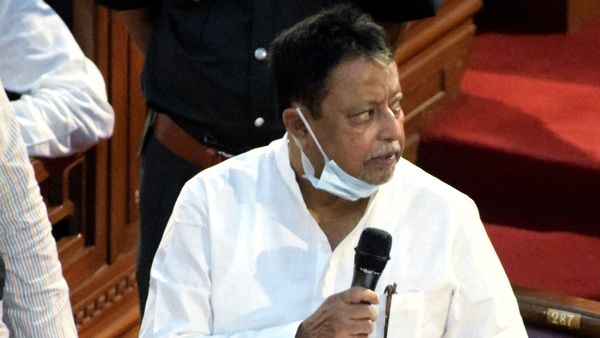 বিধানসভায় মুকুল রায় (ফাইল ছবি : এএনআই) বিধানসভায় মুকুল রায় (ফাইল ছবি : এএনআই)