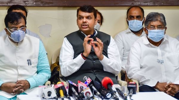 মহারাষ্ট্রের বিধানসভার বিরোধী দলনেতা দেবেন্দ্র ফড়ণবীস (PTI) মহারাষ্ট্রের বিধানসভার বিরোধী দলনেতা দেবেন্দ্র ফড়ণবীস (PTI)