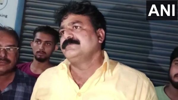 বিহারের সংখ্যালঘু উন্নয়ন মন্ত্রী জামা খান। ছবি : এএনআই বিহারের সংখ্যালঘু উন্নয়ন মন্ত্রী জামা খান। ছবি : এএনআই