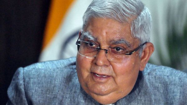 দিল্লি সফরে রাজ্যপাল জগদীপ ধনখড়, ছবি সৌজন্যে পিটিআই (PTI) দিল্লি সফরে রাজ্যপাল জগদীপ ধনখড়, ছবি সৌজন্যে পিটিআই (PTI)