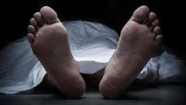 বিদ্যুৎস্পৃষ্ট হয়ে মৃত্যু কিশোরের (প্রতীকী ছবি) বিদ্যুৎস্পৃষ্ট হয়ে মৃত্যু কিশোরের (প্রতীকী ছবি)