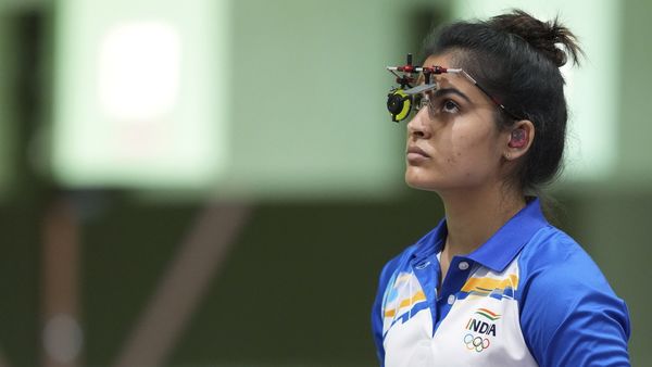 মনু ভাকের। ছবি- পিটিআই (PTI) মনু ভাকের। ছবি- পিটিআই (PTI)