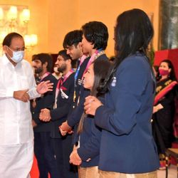 চানু-সিন্ধুদের দেখে মেয়েদের অগ্রগতির সুযোগ দিন, অভিভাবকদের কাছে আর্জি কোবিন্দের