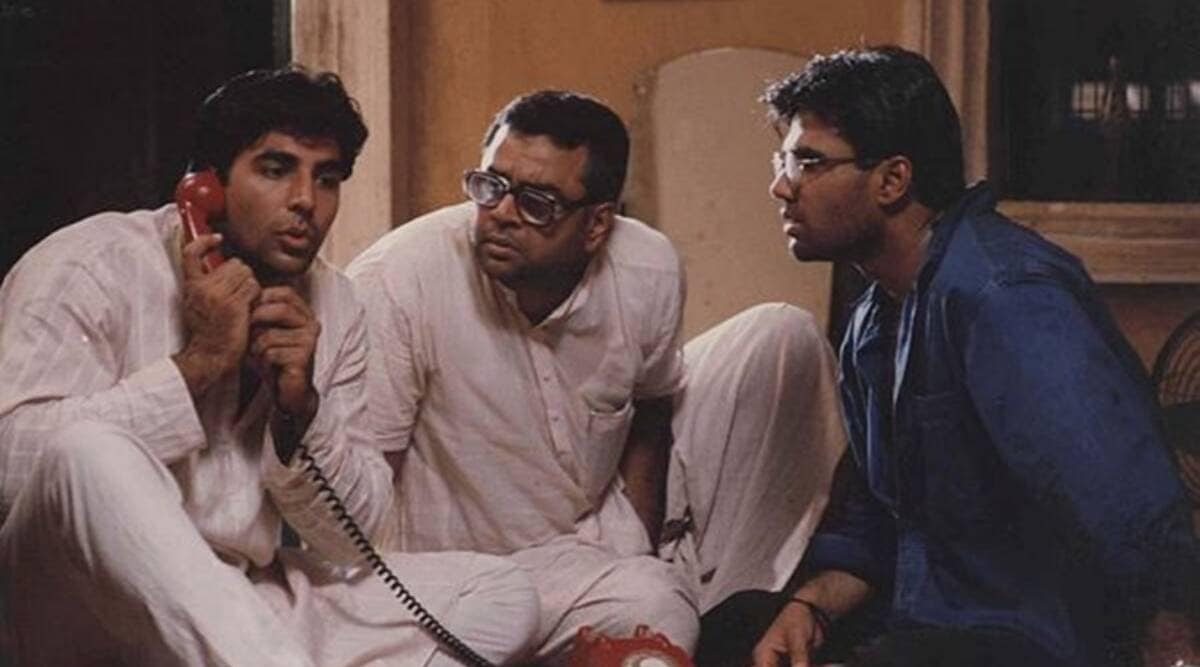 'হেরা ফেরি' ছবির একটি দৃশ্যে অক্ষয়, পরেশ, সুনীল শেট্টিরা। ( ছবি সৌজন্যে - ইউটিউব) 'হেরা ফেরি' ছবির একটি দৃশ্যে অক্ষয়, পরেশ, সুনীল শেট্টিরা। ( ছবি সৌজন্যে - ইউটিউব)