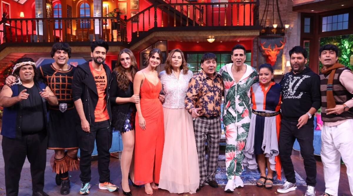 'দ্য কপিল শর্মা শো'-তে অক্ষয়, বাণী। (ছবি সৌজন্যে -ইউটিউব) 'দ্য কপিল শর্মা শো'-তে অক্ষয়, বাণী। (ছবি সৌজন্যে -ইউটিউব)