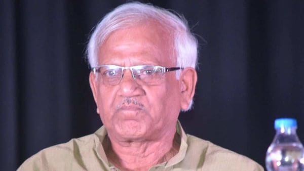 শোভনদেব চট্টোপাধ্যায় (ফাইল ছবি, সৌজন্য ফেসবুক) শোভনদেব চট্টোপাধ্যায় (ফাইল ছবি, সৌজন্য ফেসবুক)