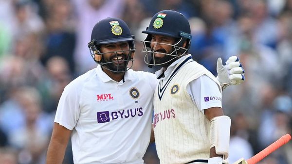 শতরানের পার্টনারশিপ করার পর পূৃজারা ও রোহিত শর্মা। ছবি- এএনআই। (ANI) শতরানের পার্টনারশিপ করার পর পূৃজারা ও রোহিত শর্মা। ছবি- এএনআই। (ANI)