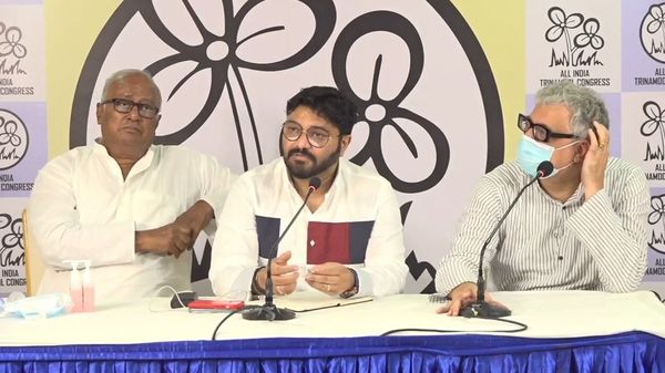 সাংবাদিক বৈঠকে বাবুল সুপ্রিয়। সাংবাদিক বৈঠকে বাবুল সুপ্রিয়।