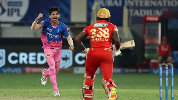 রাজস্থানকে জেতালেন কার্তিক ত্যাগী। ছবি- আইপিএল। রাজস্থানকে জেতালেন কার্তিক ত্যাগী। ছবি- আইপিএল।