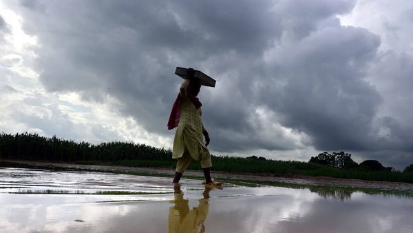 ভারী বৃষ্টির সম্ভাবনা উত্তরবঙ্গে (HT FILE PHOTO) (HT_PRINT) ভারী বৃষ্টির সম্ভাবনা উত্তরবঙ্গে (HT FILE PHOTO) (HT_PRINT)