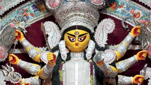 সংবেদনশীলতার কারণে ভাঙা প্রতিমার ছবিটি পাবলিশ করা হল না সংবেদনশীলতার কারণে ভাঙা প্রতিমার ছবিটি পাবলিশ করা হল না