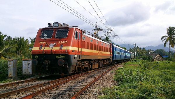 ফাইল ছবি : পিটিআই (PTI) ফাইল ছবি : পিটিআই (PTI)