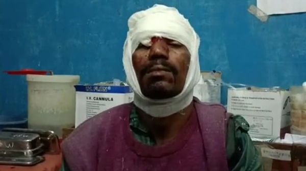 তৃণমূল কর্মী বাবলু ঘোষের উপর হামলার অভিযোগ তৃণমূল কর্মী বাবলু ঘোষের উপর হামলার অভিযোগ