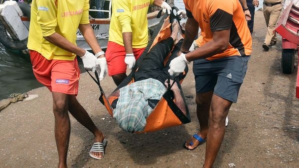 'মেয়ের সঙ্গে মানতে পারেননি সম্পর্ক', যুবককে বাড়িতে ঢেকে 'খুন' প্রেমিকার বাবার (ছবিটি প্রতীকী, সৌজন্য এএনআই) 'মেয়ের সঙ্গে মানতে পারেননি সম্পর্ক', যুবককে বাড়িতে ঢেকে 'খুন' প্রেমিকার বাবার (ছবিটি প্রতীকী, সৌজন্য এএনআই)