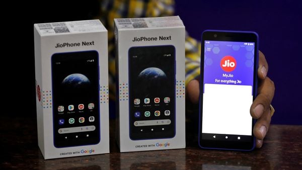 JioPhone Next: রেজিস্ট্রেশন ছাড়াই কিনতে পারবেন JioPhone Next, কীভাবে এই দুর্দান্ত সুযোগ পাবেন?