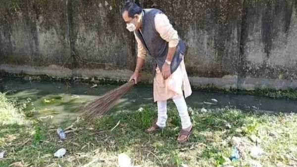 বিজেপি বিধায়ক অশোক লাহিড়ি। বিজেপি বিধায়ক অশোক লাহিড়ি।