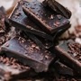 ডার্ক চকোলেট ওজন কম করতে সাহায্য করে।