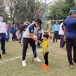 'কোচ' নীরজ।