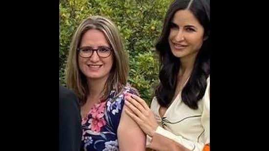 মেলিসা টারকোট। ক্যাটরিনার এই বোন একজন অঙ্কবিদ ও গবেষক। বিখ্যাত ইম্পেরিয়াল কলেজ থেকে পড়াশোনা করেছেন তিনি। কর্মসূত্রে এইমুহূর্তে লন্ডন শহরের একটি বহুজাতিক সংস্থার সঙ্গে জড়িত রয়েছেন তিনি।