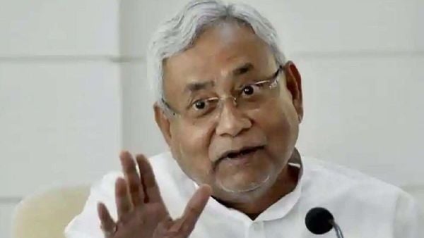 'মদ ছাড়া থাকতে না পারলে বিহারে আসবেন না', সাফ বার্তা নীতীশের। (ফাইল চিত্র) 'মদ ছাড়া থাকতে না পারলে বিহারে আসবেন না', সাফ বার্তা নীতীশের। (ফাইল চিত্র)