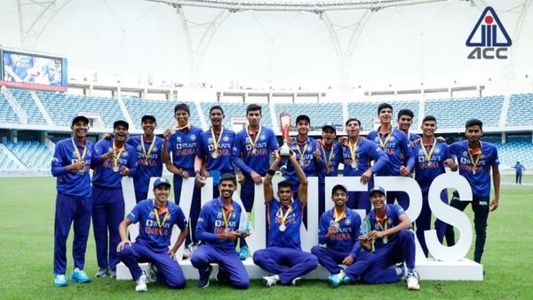 অনূর্ধ্ব-১৯ এশিয়া কাপ চ্যাম্পিয়ন ভারত। ছবি- বিসিসিআই। অনূর্ধ্ব-১৯ এশিয়া কাপ চ্যাম্পিয়ন ভারত। ছবি- বিসিসিআই।