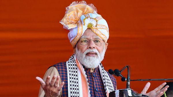 প্রধানমন্ত্রী নরেন্দ্র মোদী। (PTI) প্রধানমন্ত্রী নরেন্দ্র মোদী। (PTI)