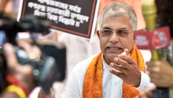 বিজেপির রাজ্য সভাপতি দিলীপ ঘোষ। ফাইল ছবি। বিজেপির রাজ্য সভাপতি দিলীপ ঘোষ। ফাইল ছবি।
