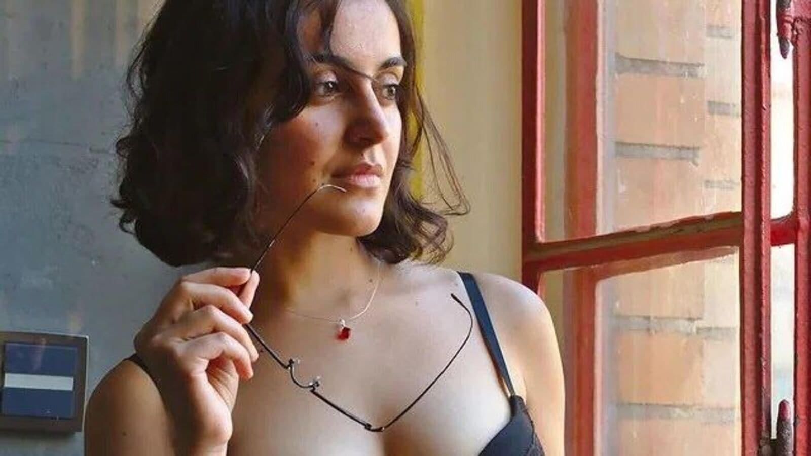 Ikki video bilan xotinini aldash