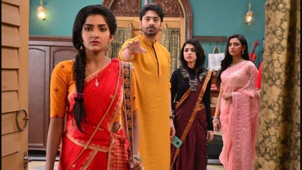 গান বাড়ি ছেড়ে চলে যাবে পিলু? গান বাড়ি ছেড়ে চলে যাবে পিলু?