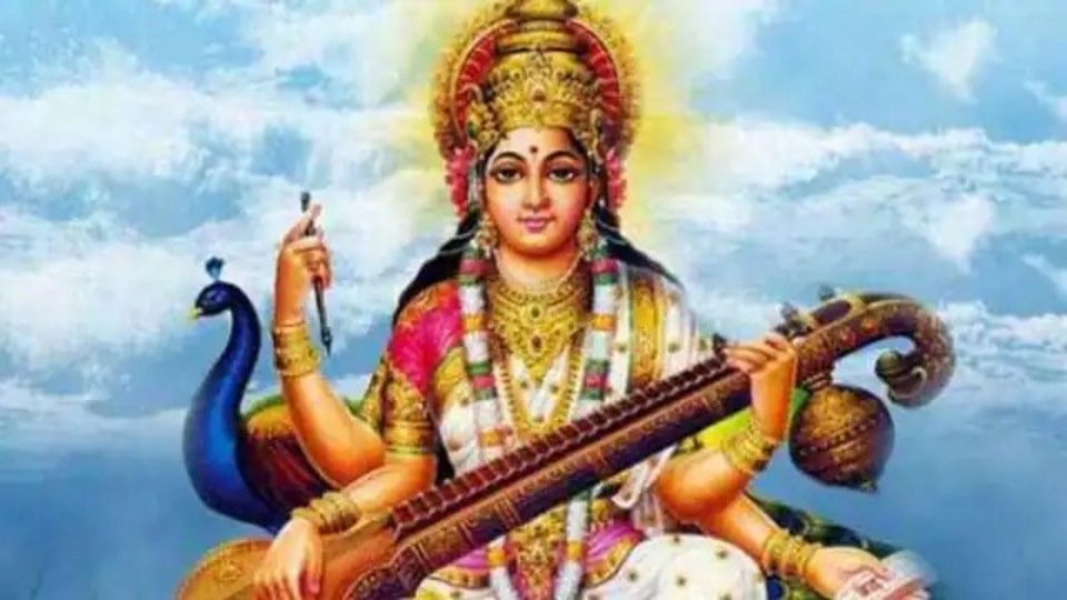 সরস্বতী পুজোয় কী কী লাগে? (ফাইল ছবি)