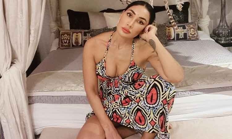 Xolaning kokraklari porno Qishloqda etuk tukli ayollar porno jinsiy aloqa