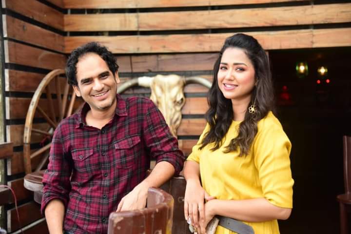 ঋত্বিক-সোহিনী। ঋত্বিক-সোহিনী।