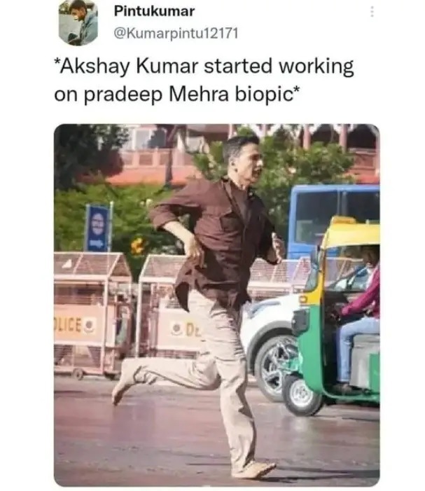 অক্ষয়কে নিয়ে তৈরি হওয়া সেই মিম। অক্ষয়কে নিয়ে তৈরি হওয়া সেই মিম।