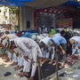 কলকাতায় চলছে পবিত্র রমজান মাসের প্রার্থনা। (ছবি সৌজন্যে পিটিআই)