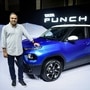 টাটা পাঞ্চ-এর ফিচার্স: Tata Punch-এ ৭-ইঞ্চি টাচস্ক্রিন সিস্টেম, ডিজিটাল ইন্সট্রুমেন্ট ক্লাস্টার, অটো এসি, স্বয়ংক্রিয় হেডলাইট, কানেক্টেড কার টেক এবং ক্রুজ কন্ট্রোলের মতো ফিচার্স আছে। টাটা পাঞ্চ ভারতের সেরা ১০টি হওয়া গাড়ির তালিকায় রয়েছে। ফাইল ছবি : পিটিআই (PTI)