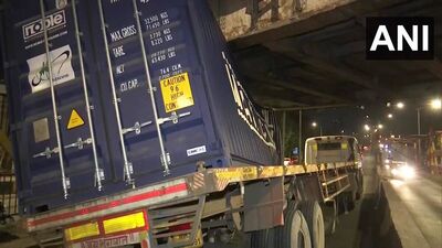 Mumbai Traffic <p>Mumbai Traffic</p>