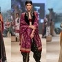 <p>फॅशन डिझाईन कौन्सिल ऑफ इंडिया (FDCI) च्या संयुक्त विद्यमाने लॅक्मे फॅशन वीक हा सर्वात मोठा फॅशन वीक मुंबईत सुरू झाला आहे. यावेळी अनेक सेलिब्रिटी शोस्टॉपर म्हणून रॅम्पवर दिसत आहेत.</p>