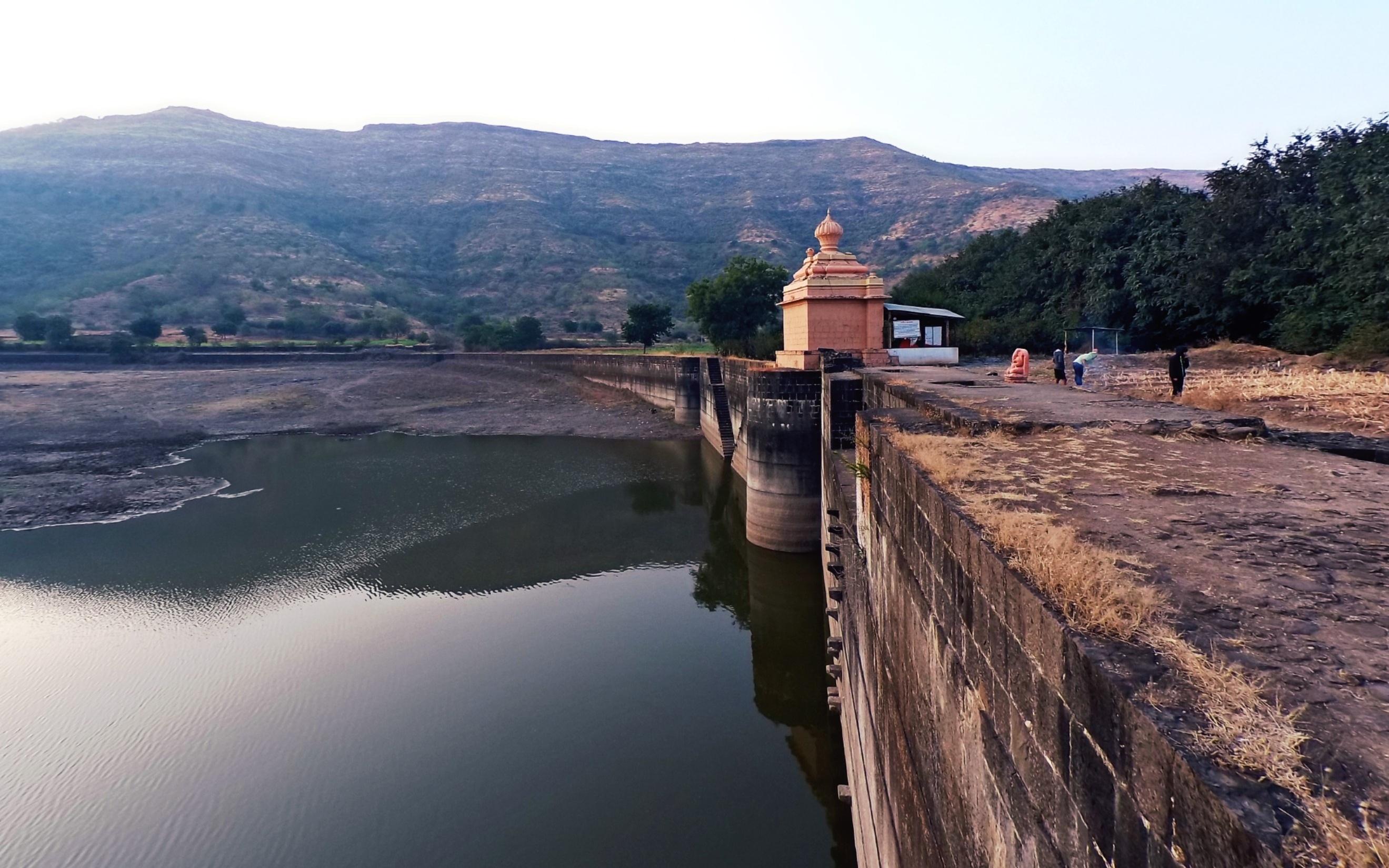 <p>मस्तानी तलाव</p>