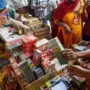 <p><strong>Ban Sale Of Firecrackers Without License</strong></p>
