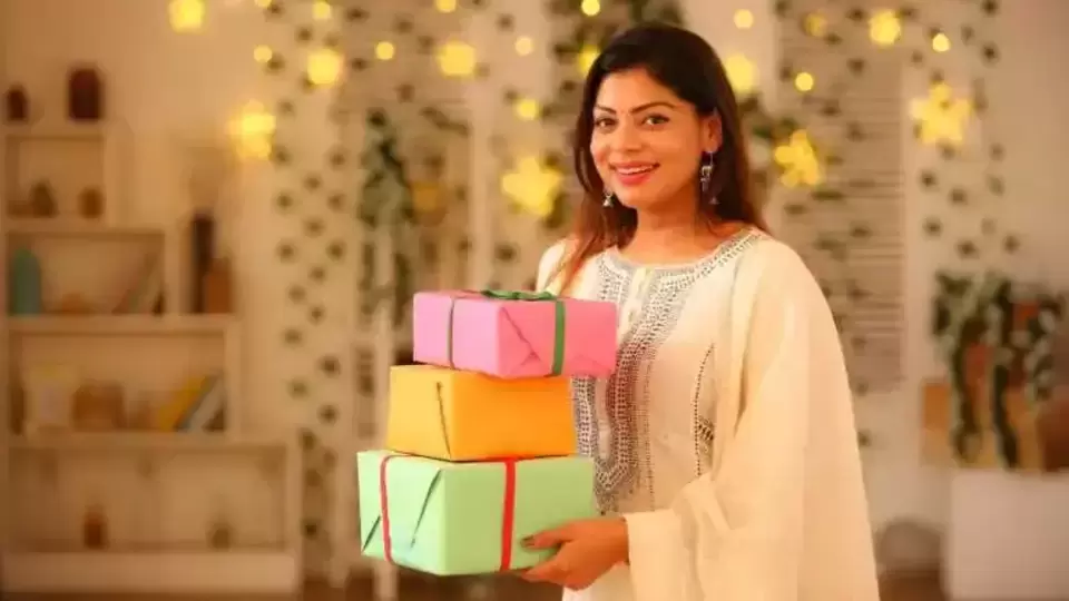 Best Diwali Gift Ideas for Wife | Diwali Gifts for Wife | OyeGifts - YouTube